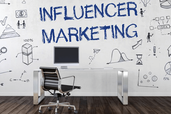 آموزش اینفلوئنسر مارکتینگ (influencer marketing)